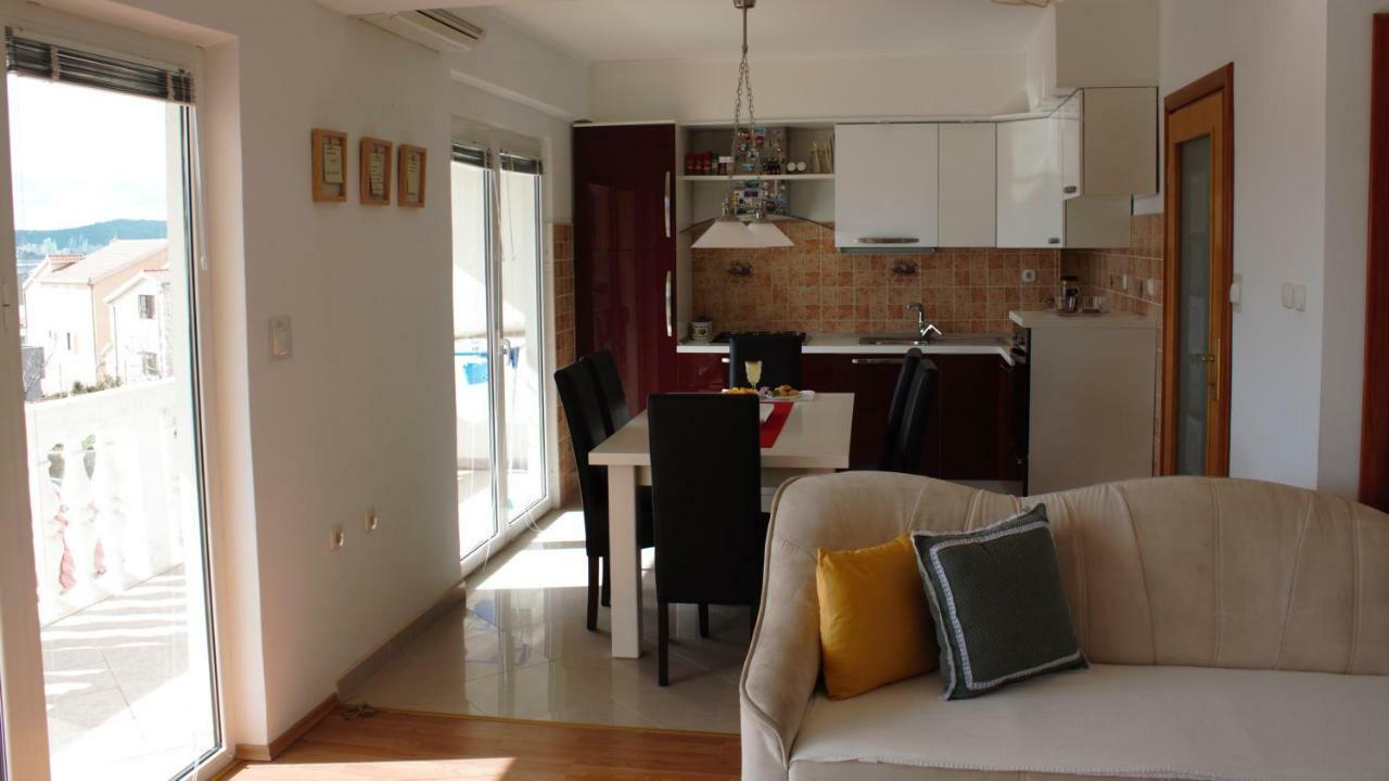 Lucija 2 Apartment Солин Екстериор снимка